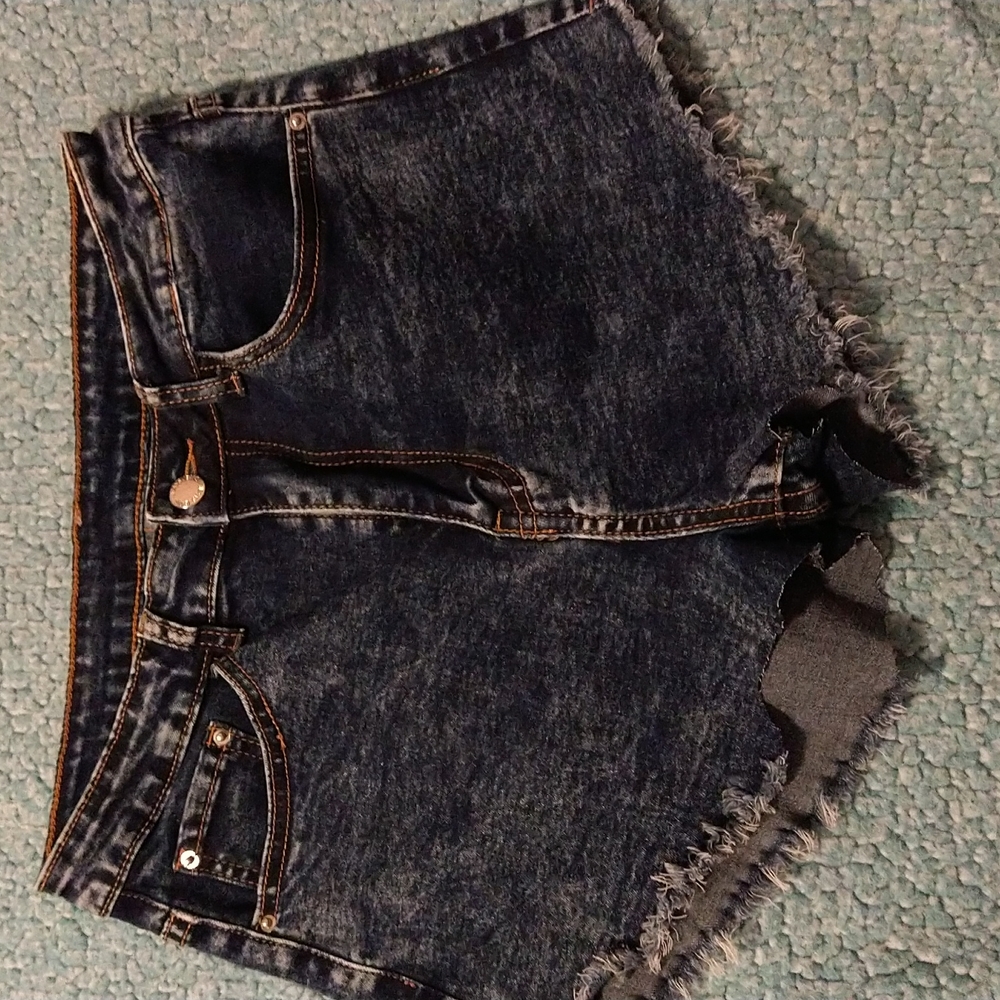 🌟Bundle🌟Stretchy dark washed booty shorts